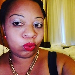 Meet your Posher, Jessica naima